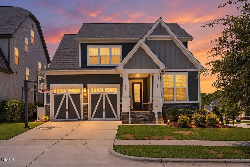 100 Oaks End Drive, Holly Springs