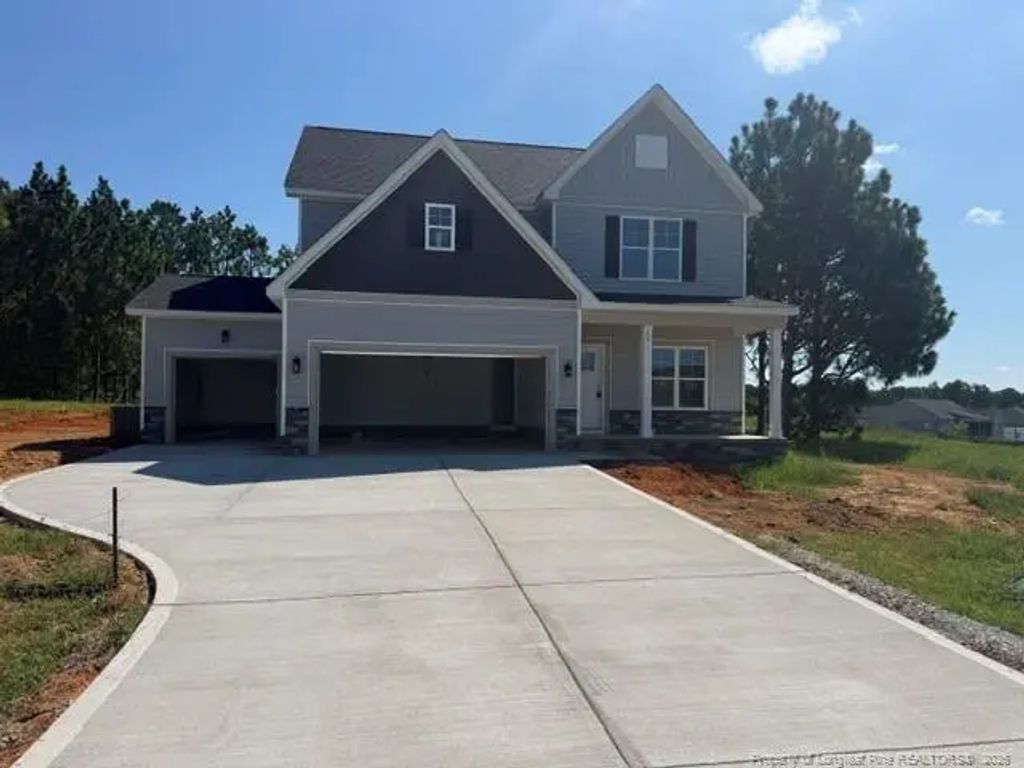 54 N Rabbit Run Drive, Smithfield