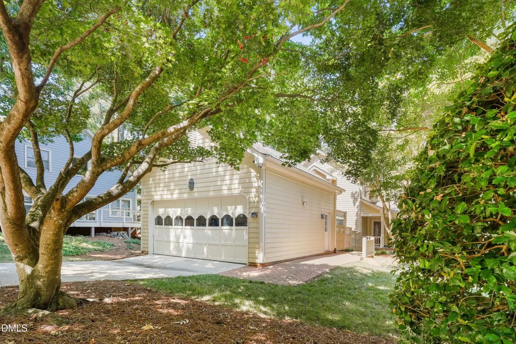 109 East Wind Lane, Cary