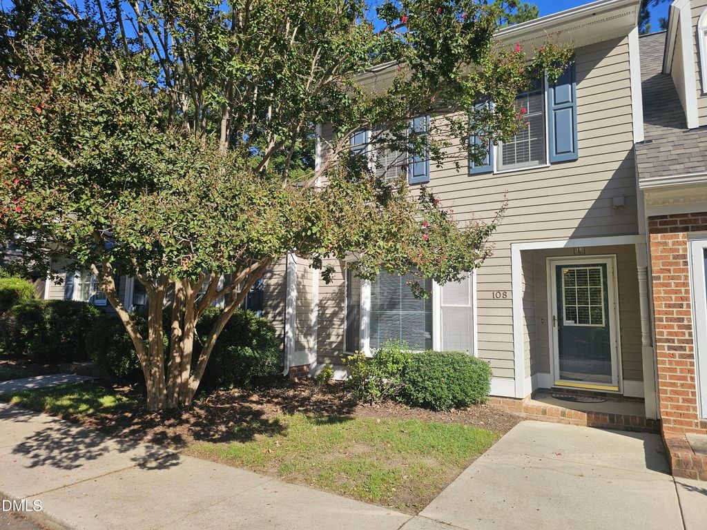108 Forest Oaks Drive, Durham