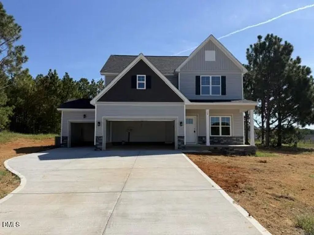 54 N Rabbit Run Drive, Smithfield