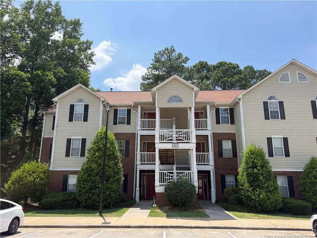 302 Bubble Creek Court 4, Fayetteville