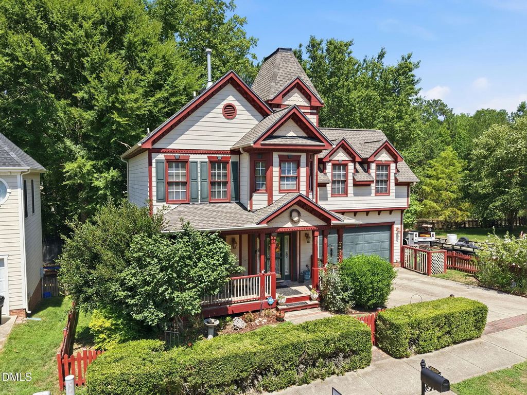 1500 Town Home Drive, Apex