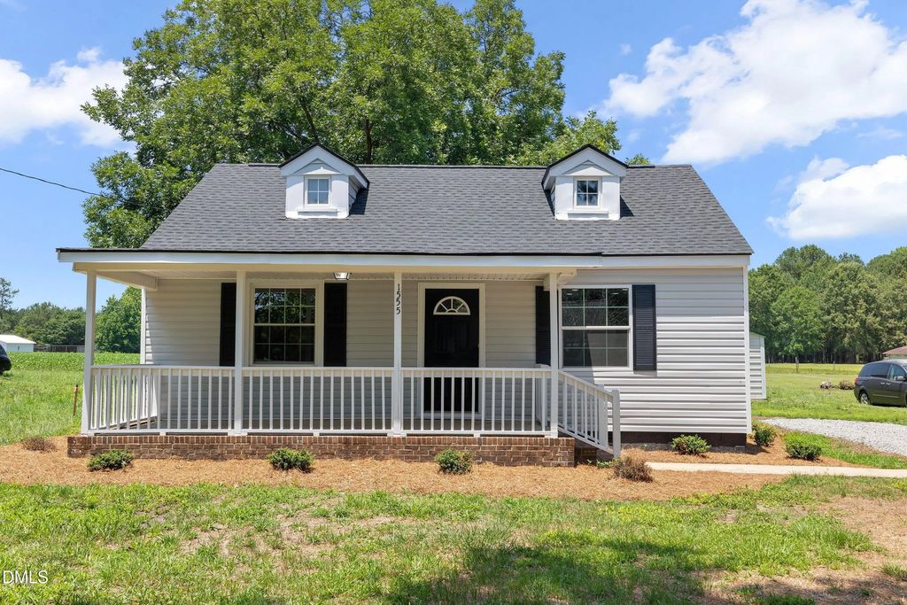 1555 Beulahtown Road, Kenly