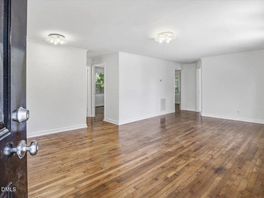 203 Scarlett Drive, Chapel Hill