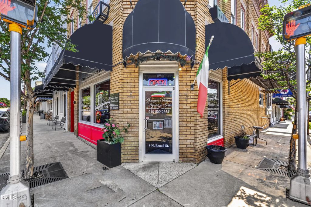 8 N Broad Street E, Angier