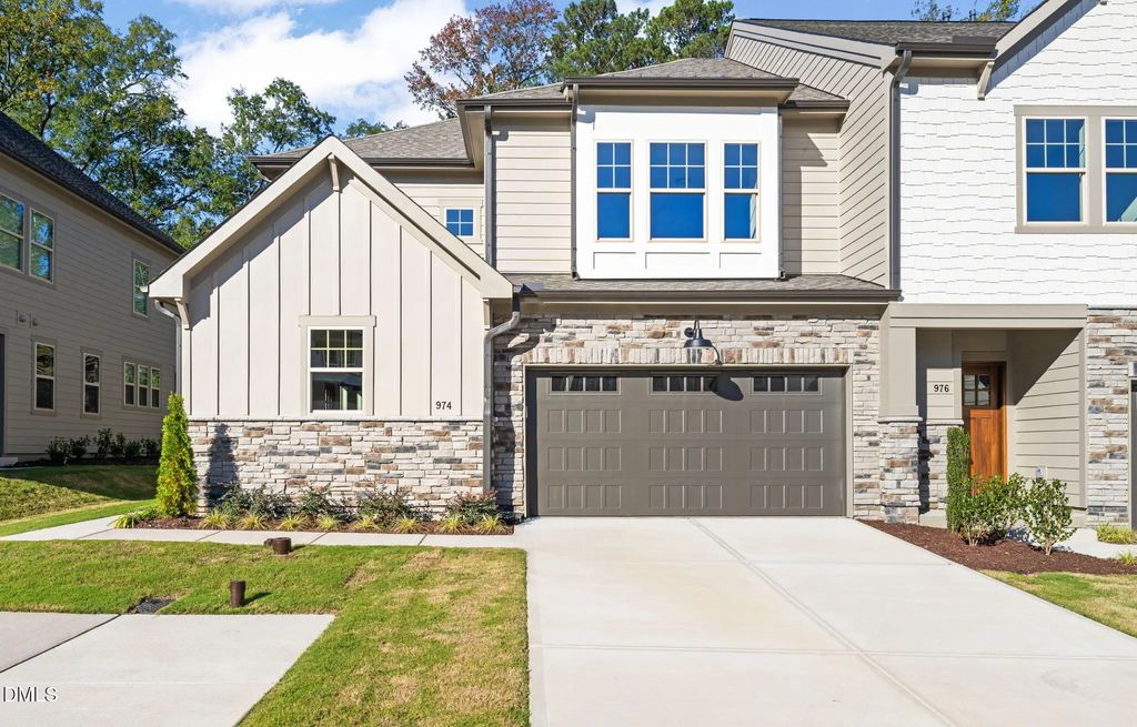 717 Mirkwood Avenue, Apex