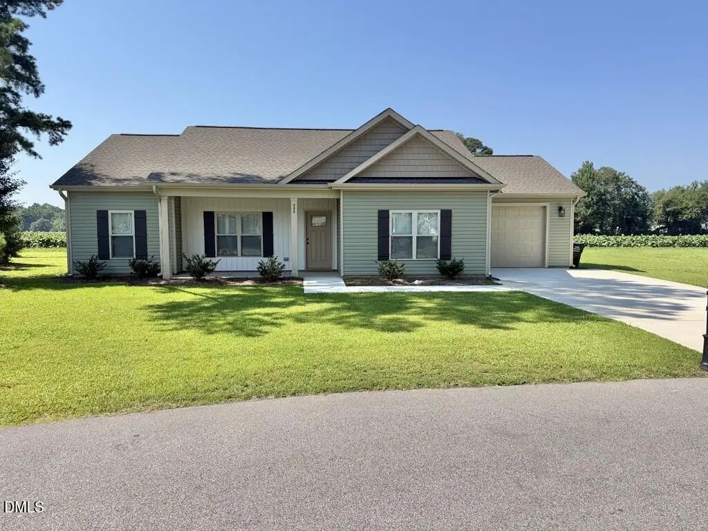 404 S Eastwood Drive, Benson