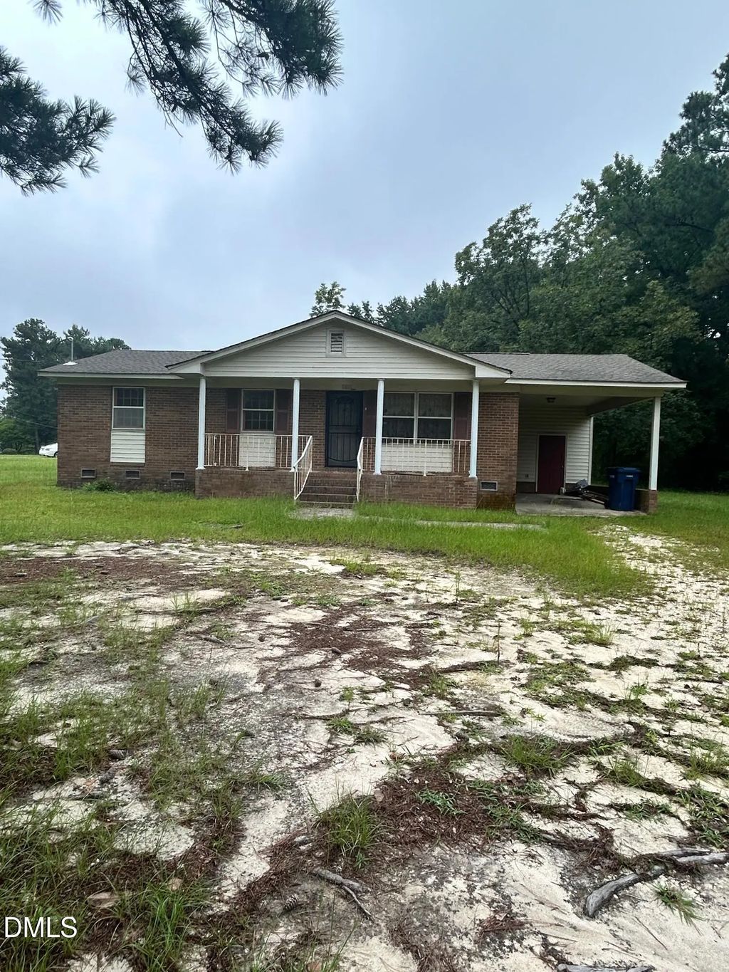 2001 Carr Creek Road, Sanford
