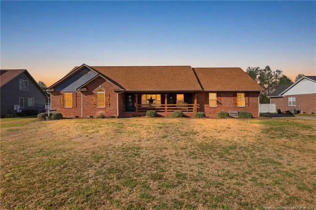 949 Adcox Road, Raeford