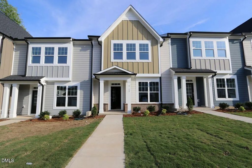 3119 Cathedral Comb Drive 270, Apex