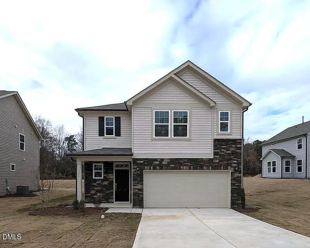 1233 Weavers Trace Drive, Zebulon