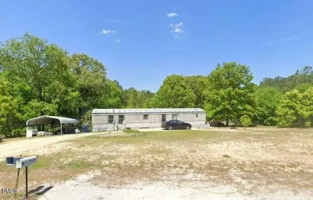 1717 Belgrave Circle, Hope Mills