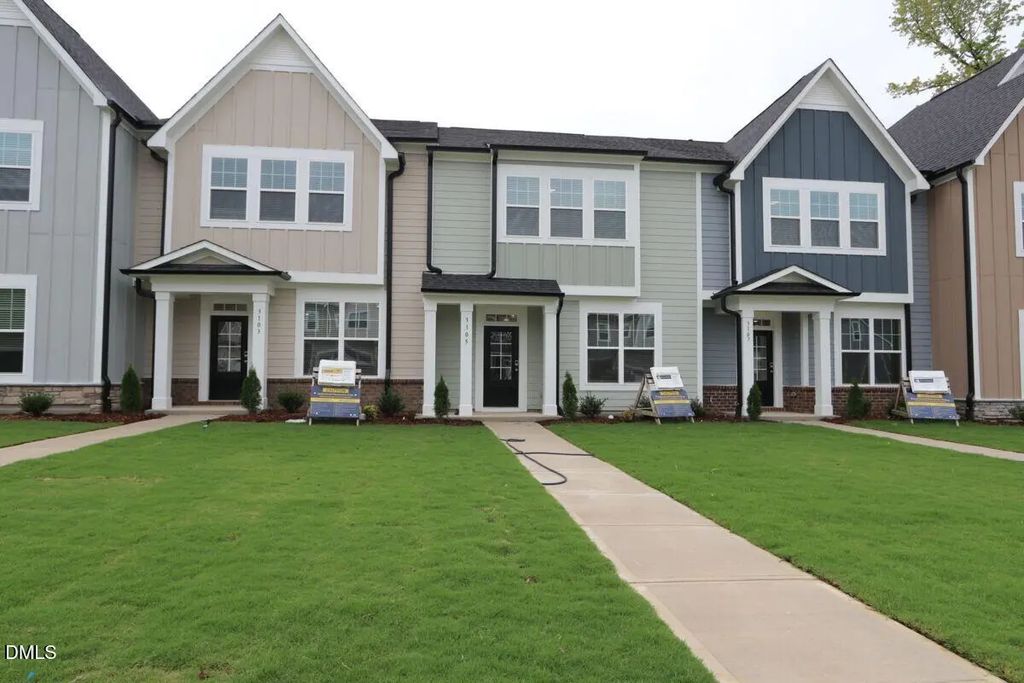 3105 Cathedral Comb Drive, Apex