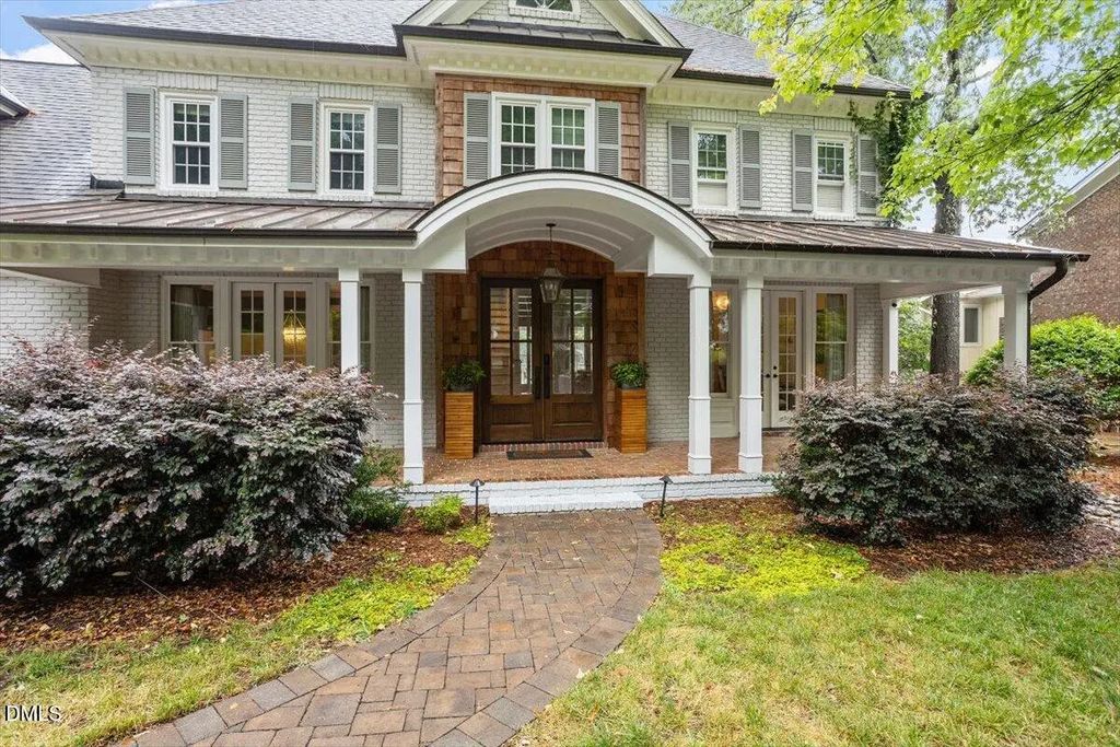 150 Lochwood W Drive, Cary