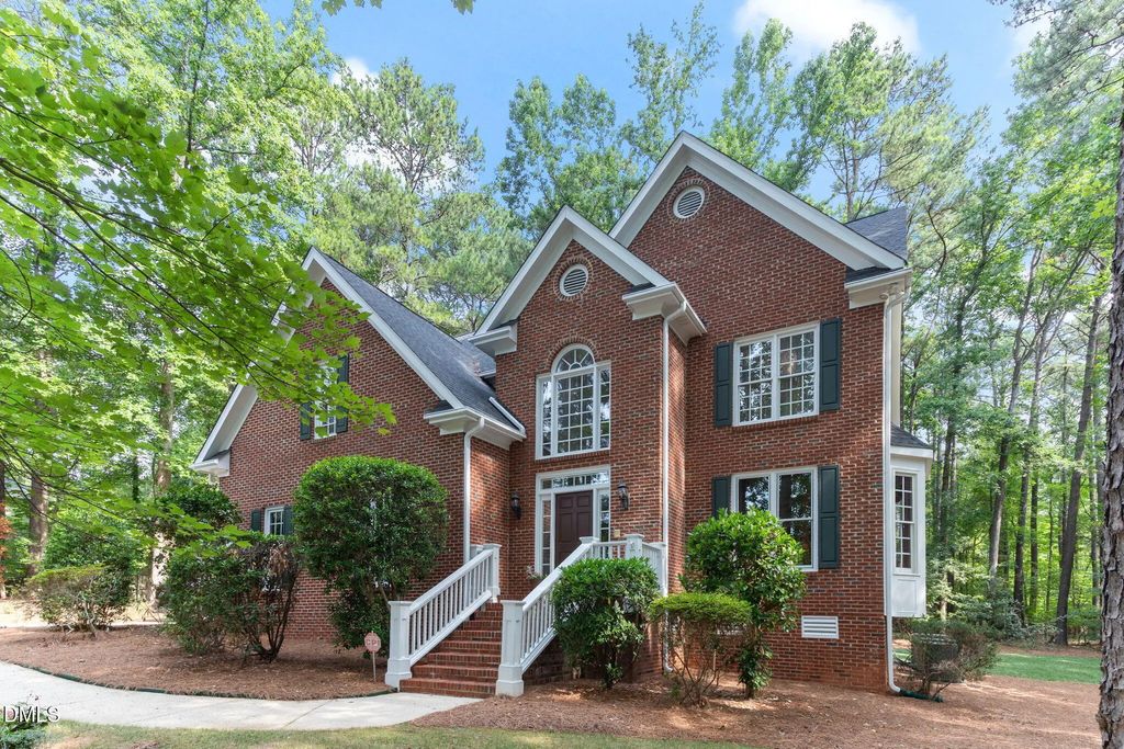 909 Oak Creek Road, Raleigh