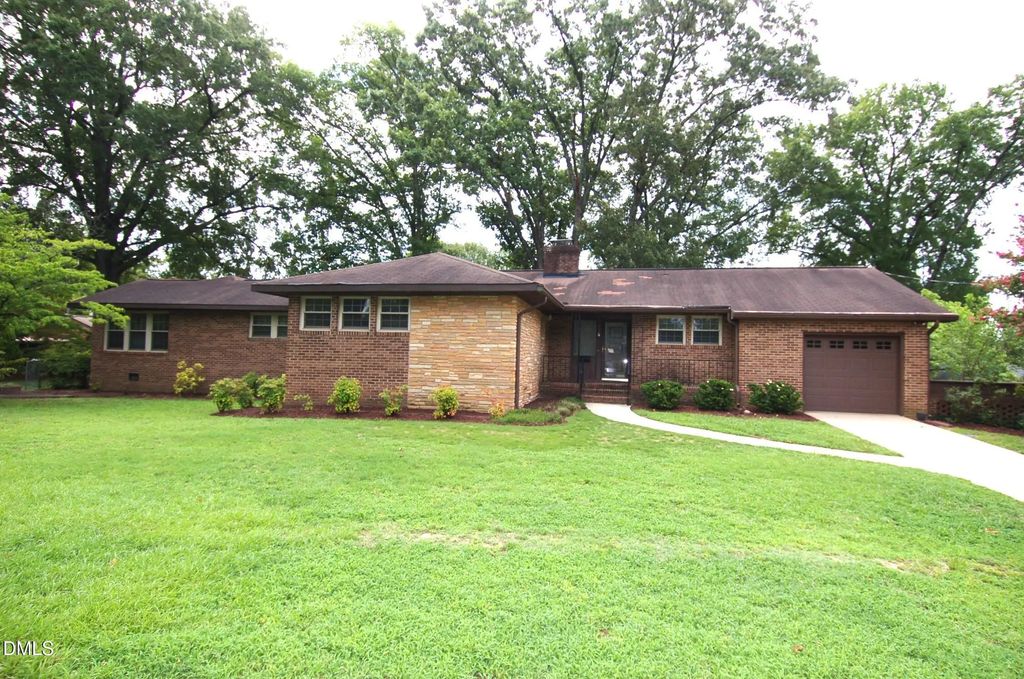 706 Smedes Place, Raleigh