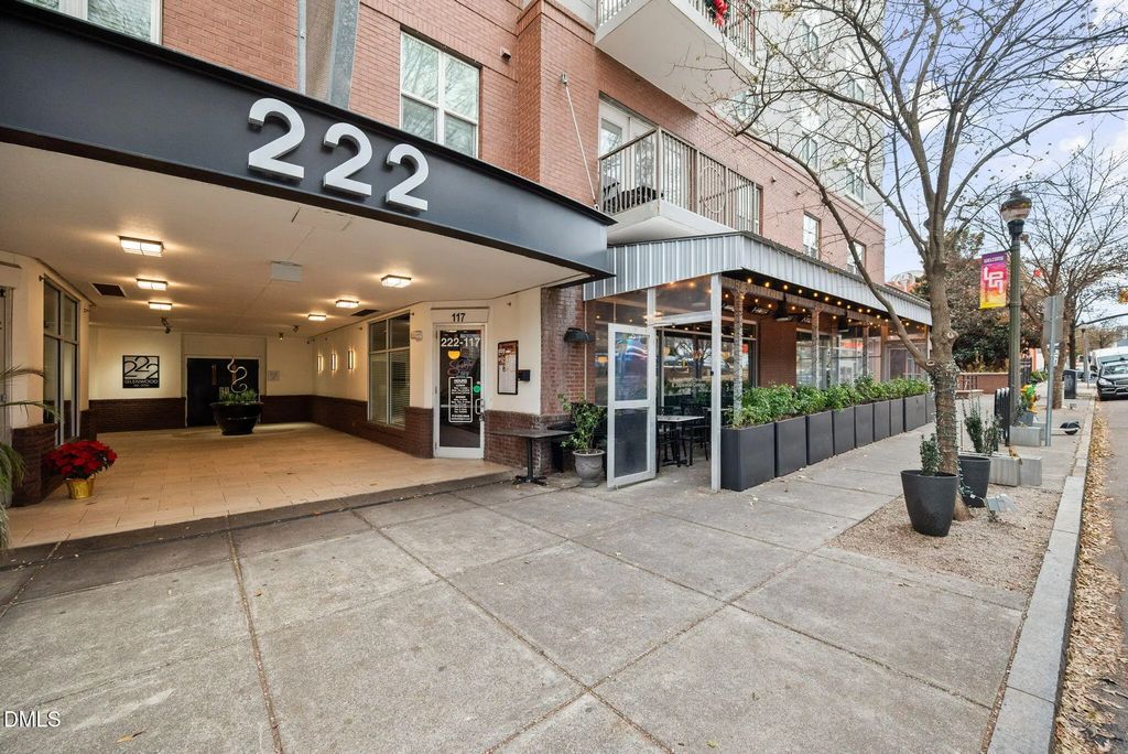 222 Glenwood Avenue 607, Raleigh