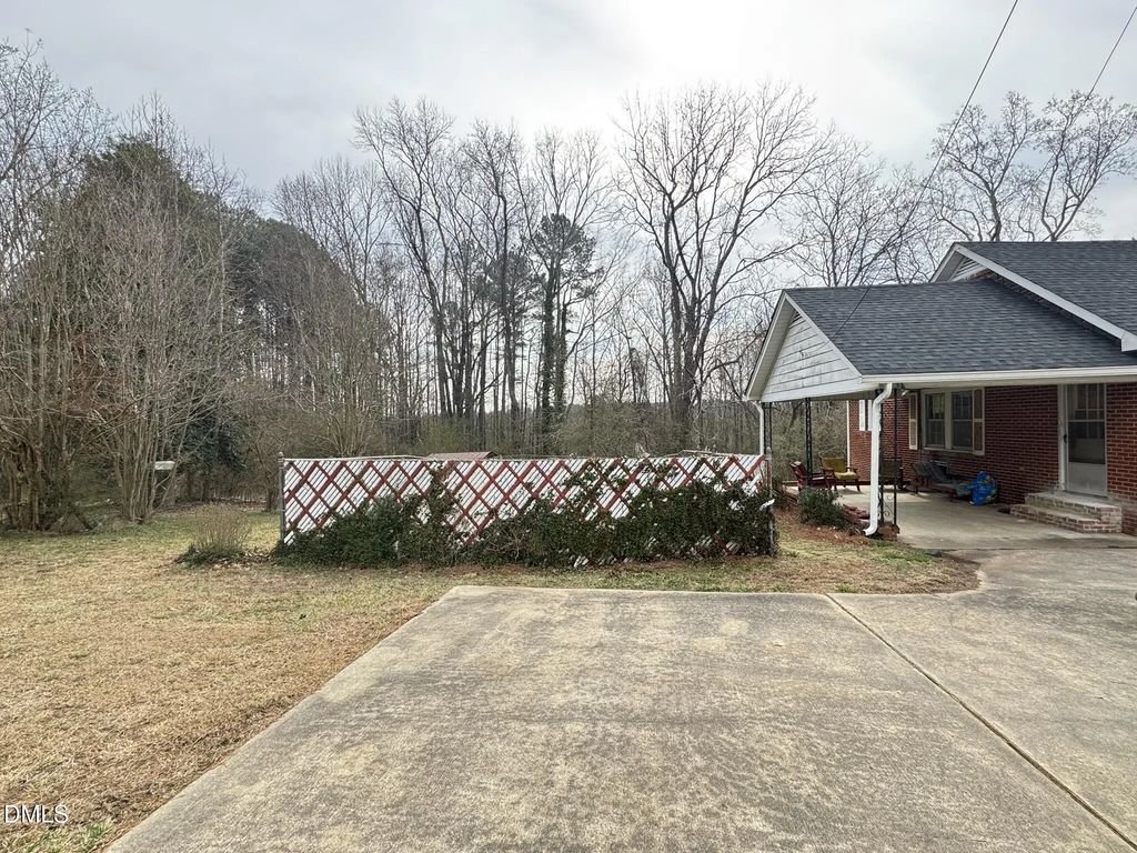 580 Us Hwy 158 Bus E, Warrenton