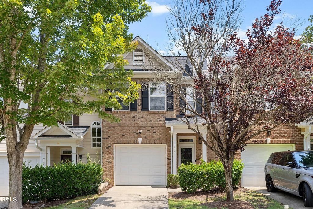 815 Straywhite Avenue, Apex