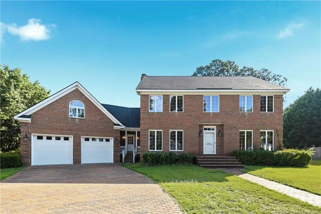 3504 Edgeside Court, Fayetteville