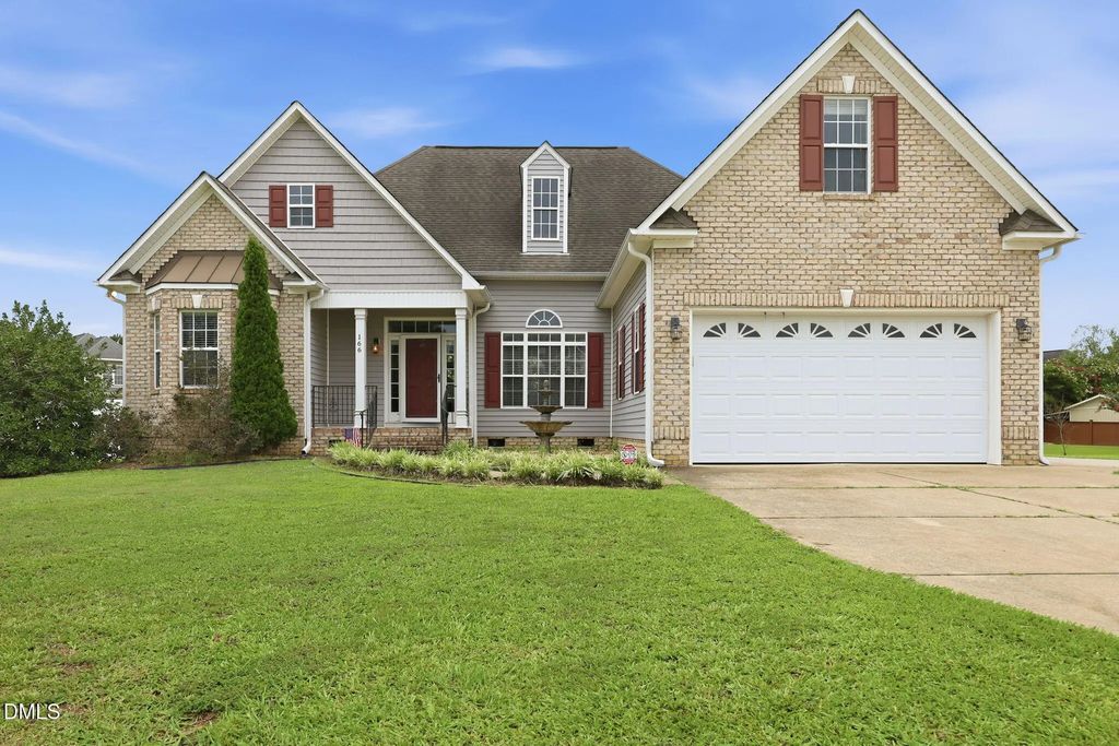 166 Creekwood Circle, Smithfield