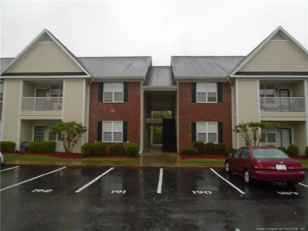 N/A, Fayetteville