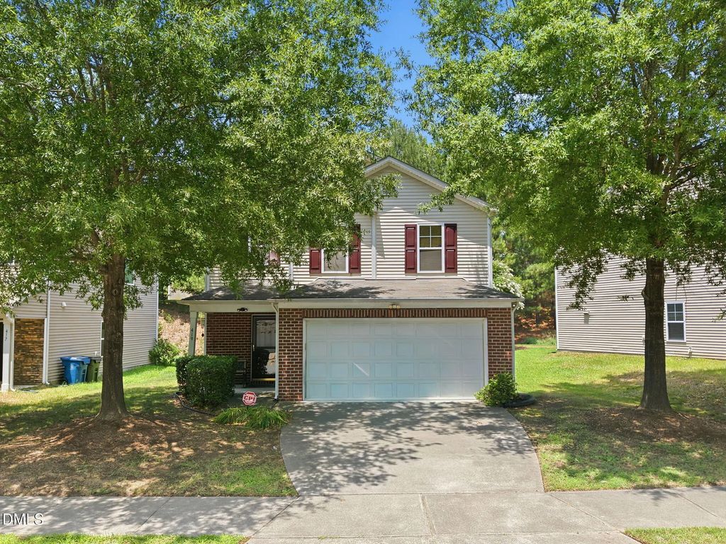 419 Ganyard Farm Way, Durham