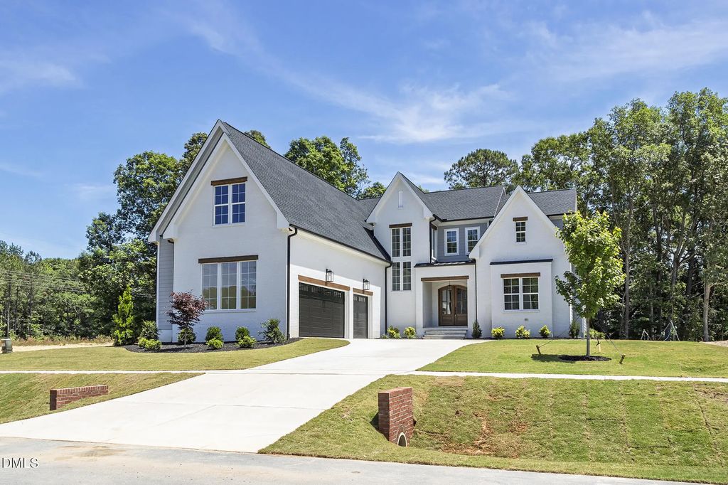 300 Meadow Walk Drive, Fuquay Varina