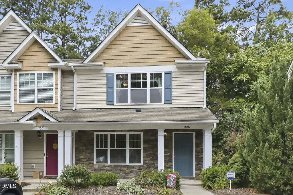 228 Harbor Haven Drive, Apex