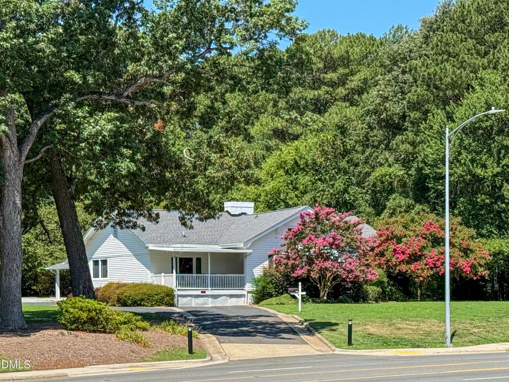 4007 N Roxboro Street, Durham