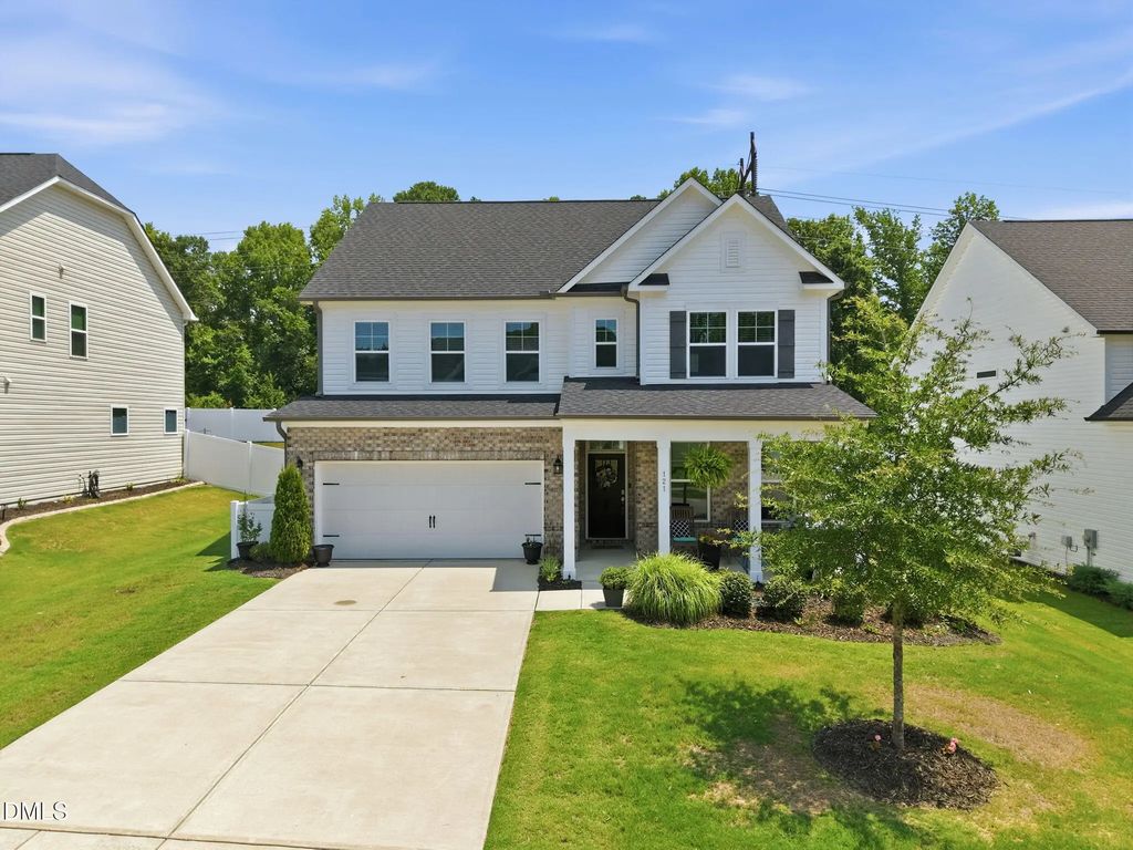 121 Highland Forest Dr Drive, Fuquay Varina