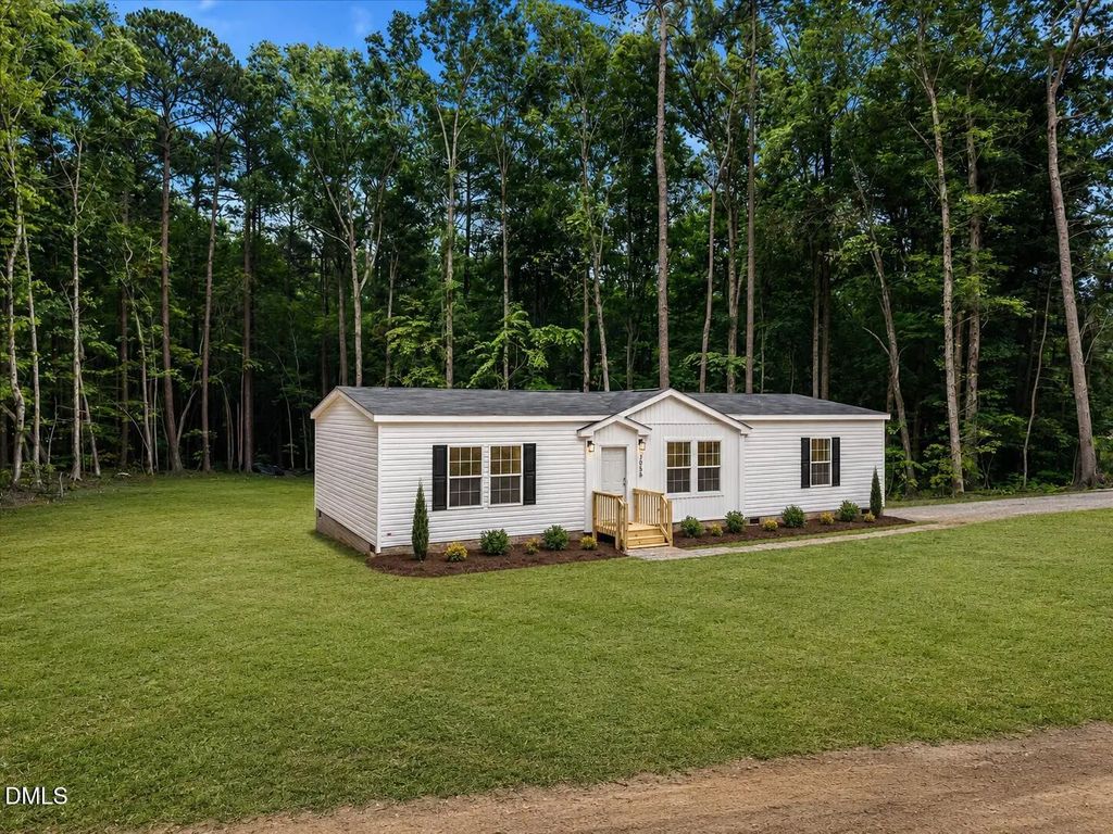 2558 Buckingham Drive, Franklinton