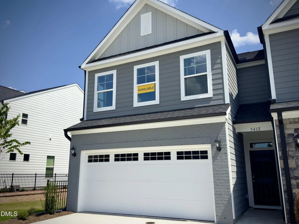 5412 Running Fox Lane, Durham