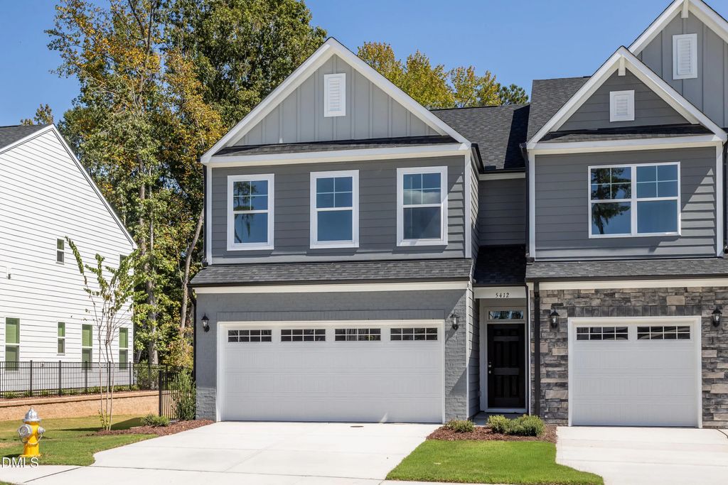 5412 Running Fox Lane, Durham