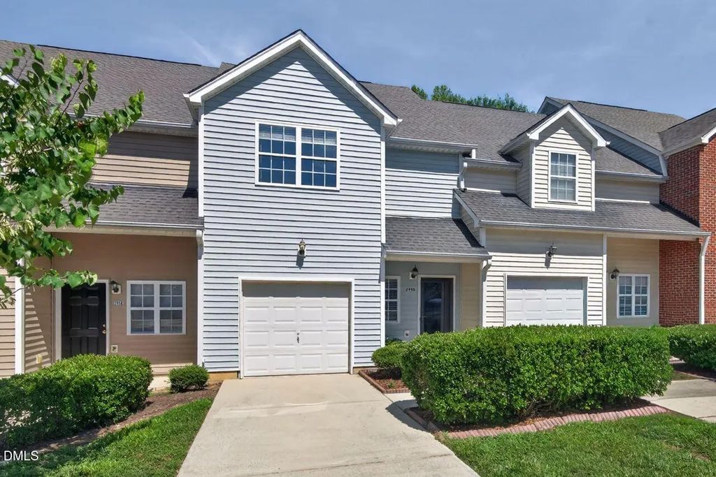 295 Plaza Drive D, Chapel Hill