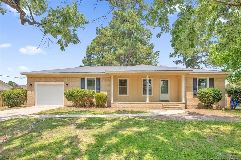 7110 Enfield Drive, Fayetteville