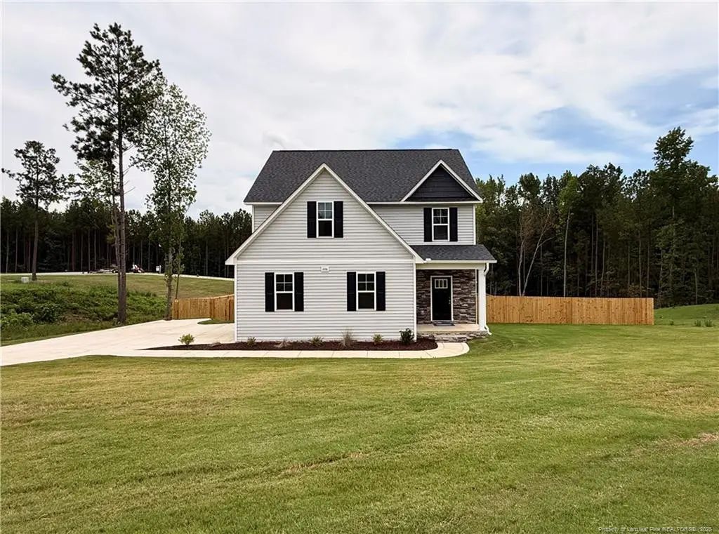 206 Uwharrie Way, Sanford