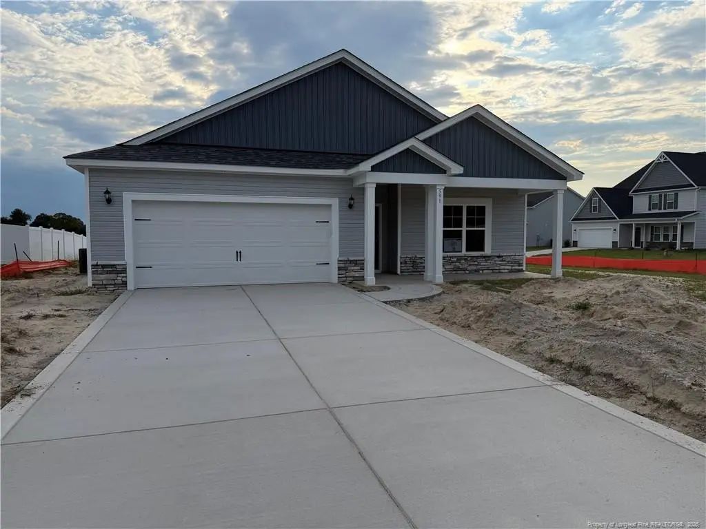 591 Ashley Heights Drive, Aberdeen