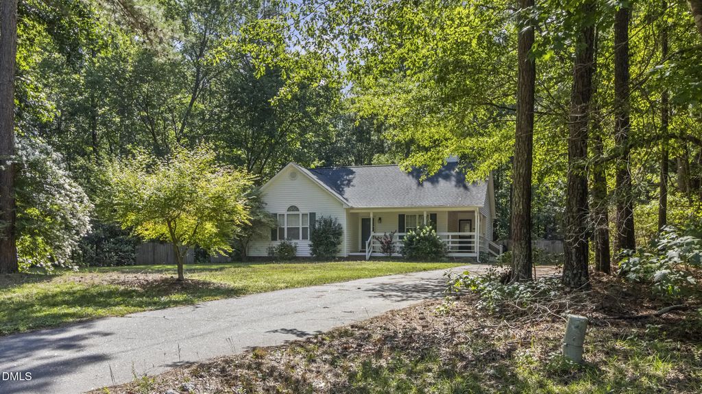 116 Drew Court, Clayton