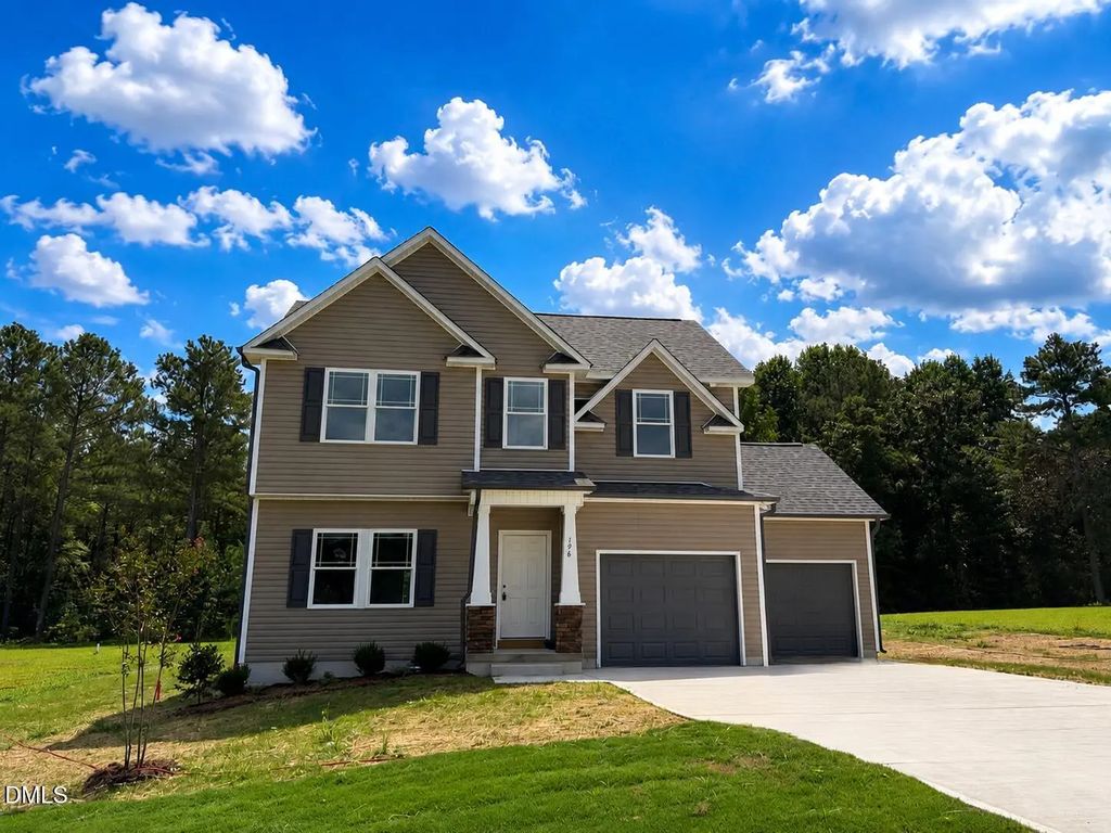 196 Shiloh Drive, Lillington