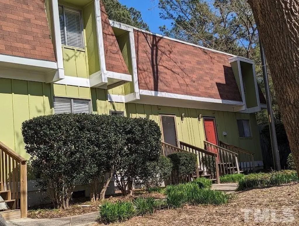7106 Longstreet Drive, Raleigh
