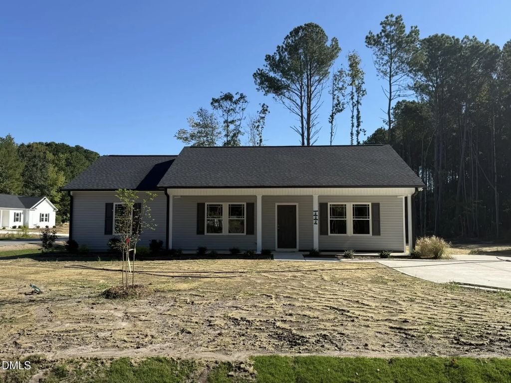 600 E Goldsboro Street, Kenly