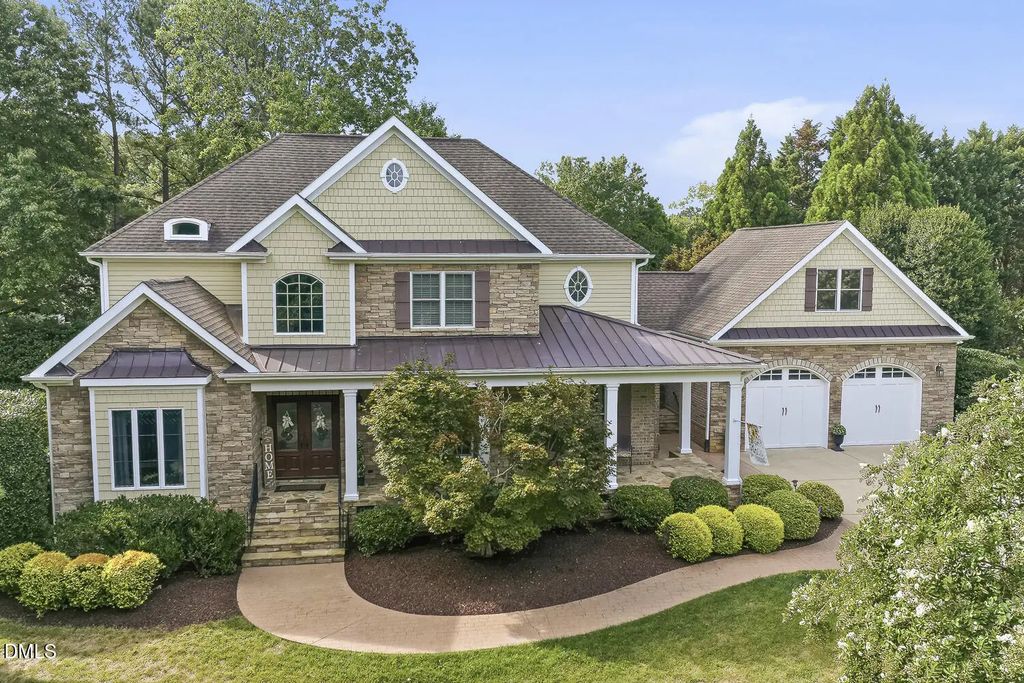 240 Norwalk Street, Holly Springs