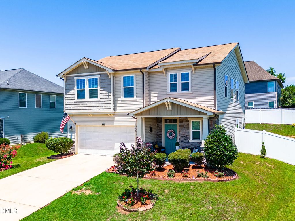82 Green Willows Drive, Clayton