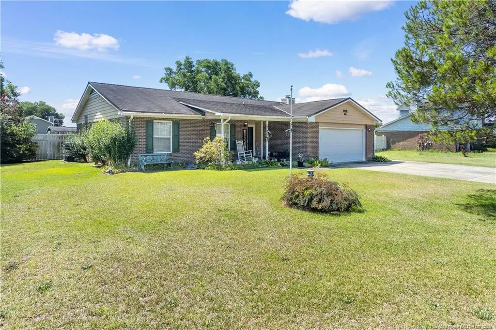 118 Pearce Place, Raeford