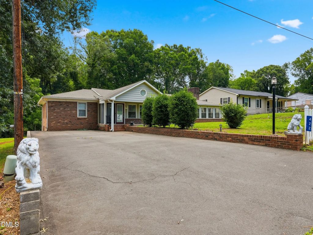 422 Orange Heights Loop Road, Hillsborough