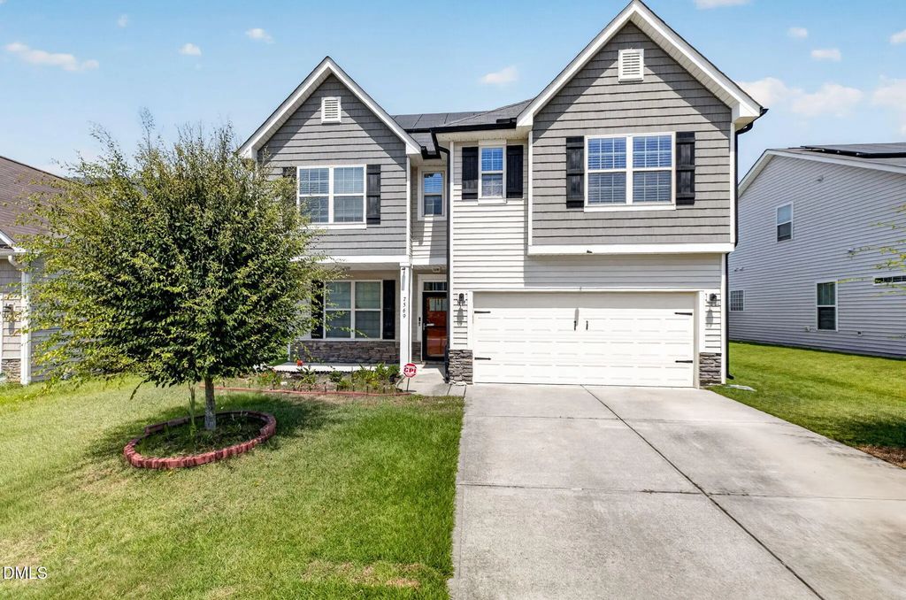 7569 Oakberry Drive, Raleigh