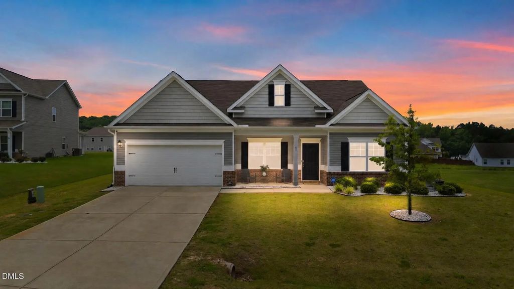 85 W Tecoma Lane, Clayton