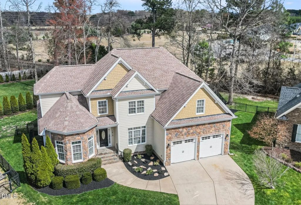 1819 Glacier Court, Fuquay Varina